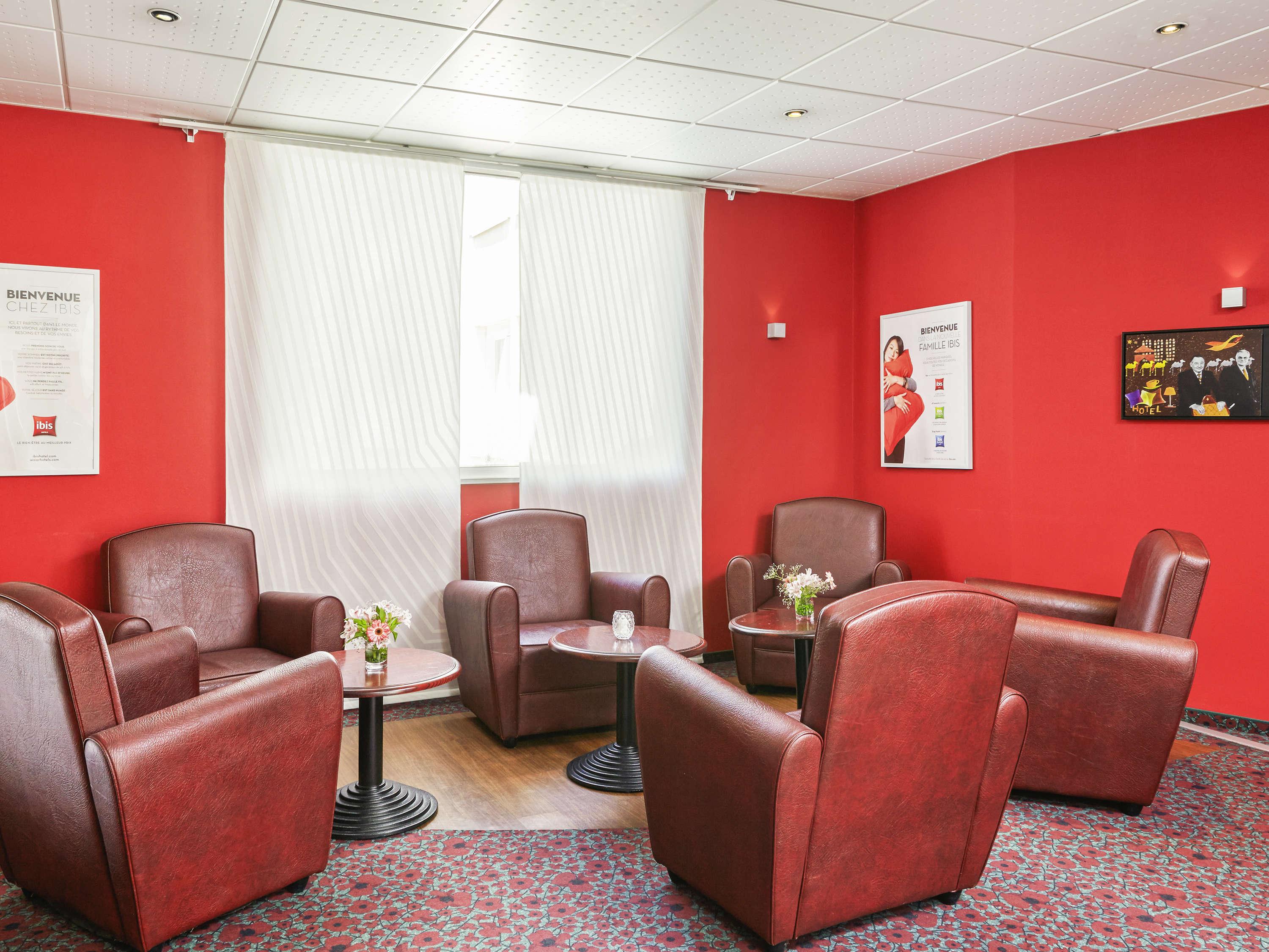 Hotel Ibis Chartres Ouest Luce Exterior foto