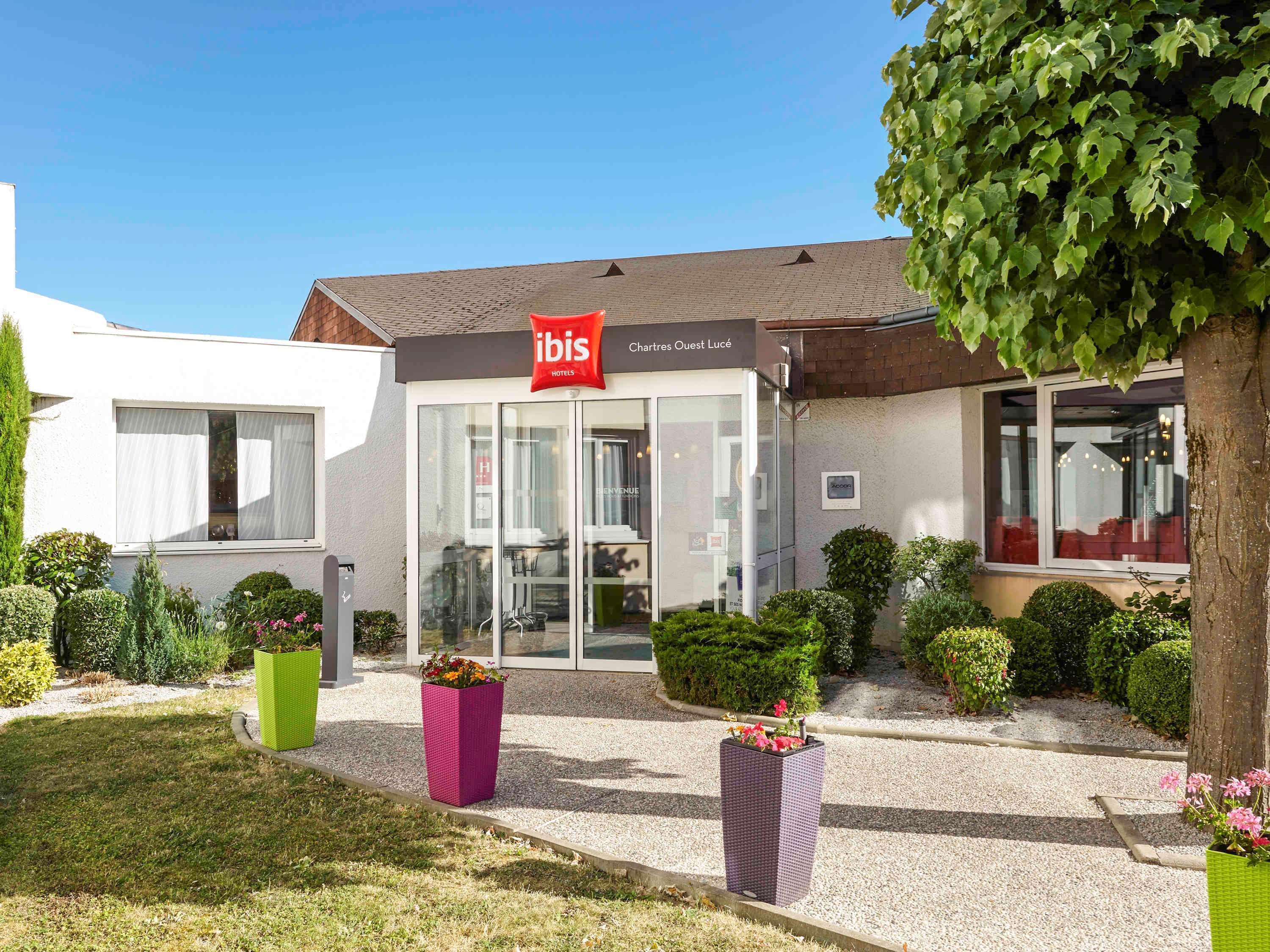 Hotel Ibis Chartres Ouest Luce Exterior foto